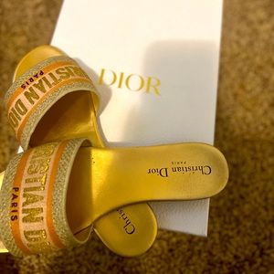 DIOR SLIDES- Pink Rose Gold